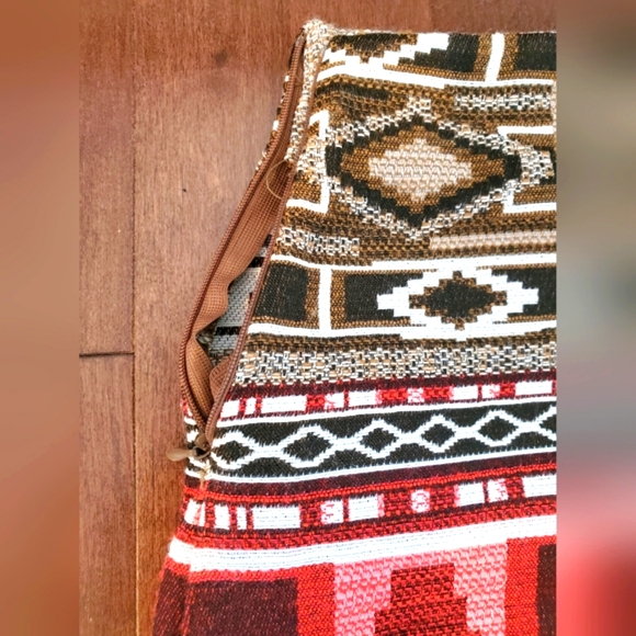 NWOT Zara Trafaluc Geometric Red, Black, Brown Textured Mini Skirt - Picture 3 of 3